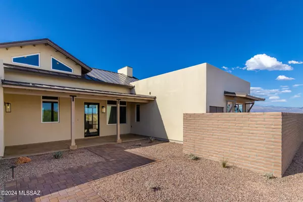 2759 W Black Cloud Court, Tucson, AZ 85745