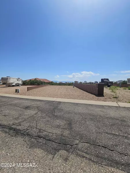 1915 W Casa Del Rio Drive #71, Benson, AZ 85602