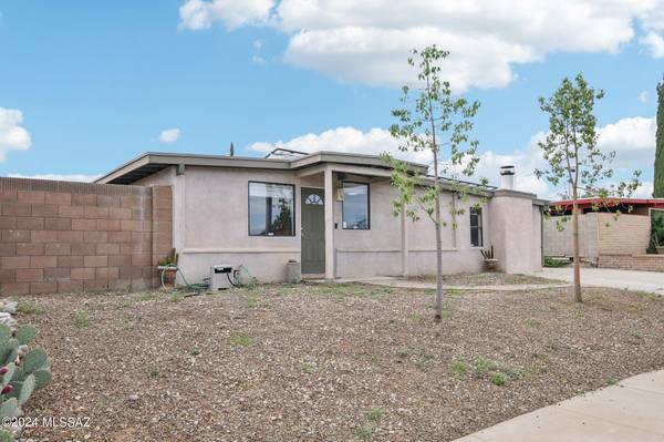 8230 E Nicaragua Drive, Tucson, AZ 85730