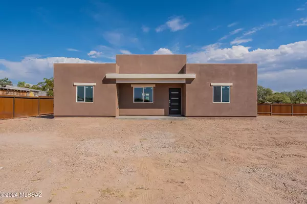 10309 S Summit Park Road, Tucson, AZ 85756