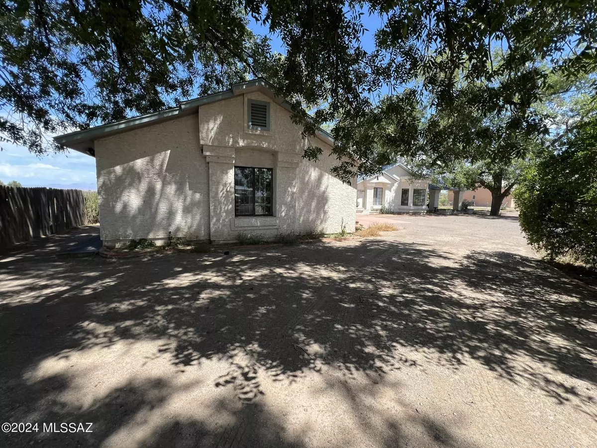 Safford, AZ 85546,2905, 2907 S Montierth Lane