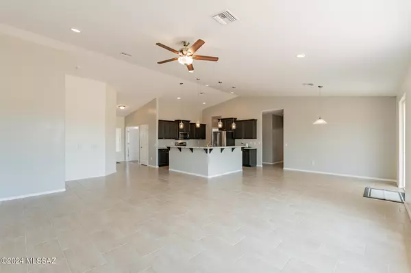 Vail, AZ 85641,14390 E Rincon Valley Drive