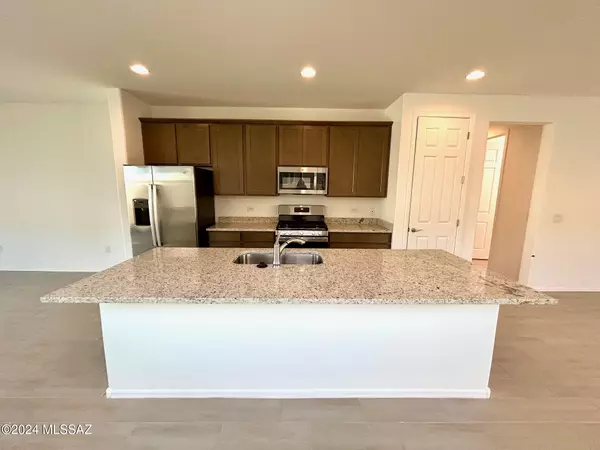 Tucson, AZ 85756,6041 E Campolina Trail