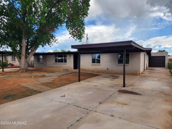 307 Elgin Street, Huachuca City, AZ 85616