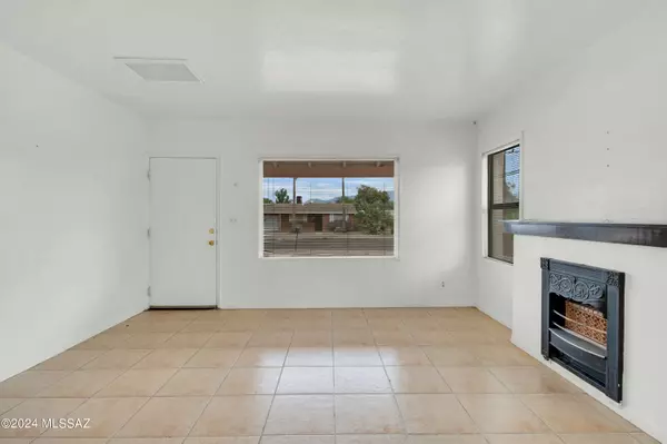 Tucson, AZ 85716,3438 E Bellevue Street