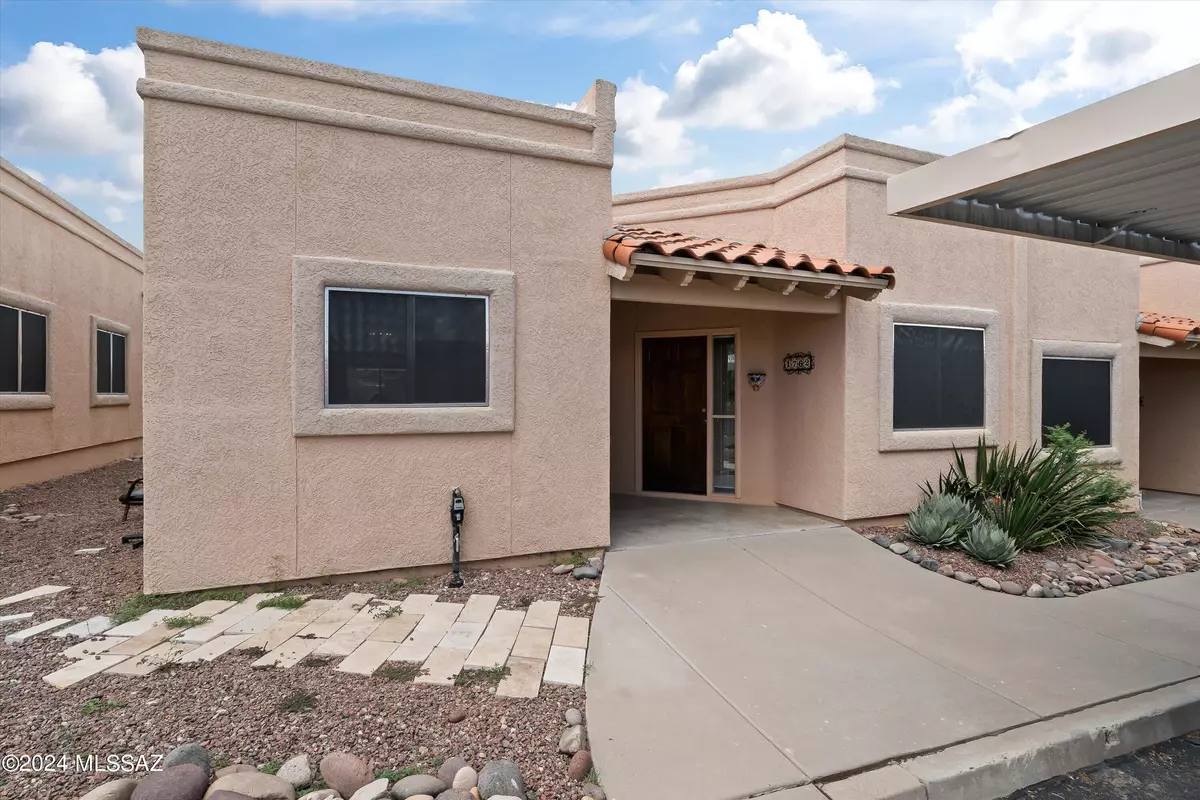 Green Valley, AZ 85622,1762 W Camino Estelar