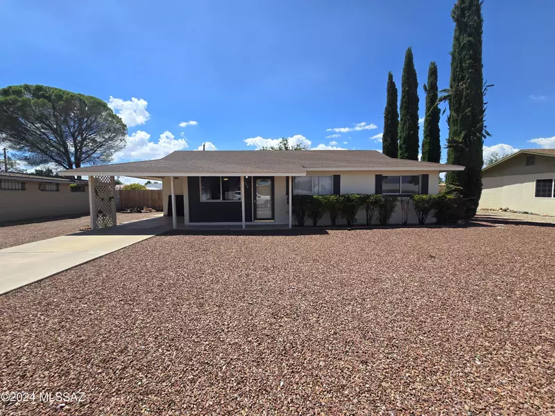 308 S Casas Lindas Drive, Willcox, AZ 85643