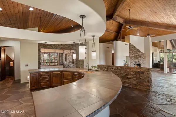 Oro Valley, AZ 85755,1092 W Vistoso Highlands Drive