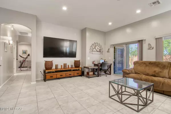 Marana, AZ 85653,9613 N Hebden Way