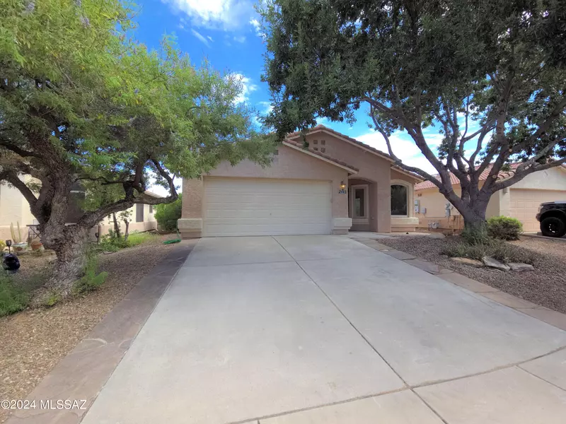 2483 E Skipping Rock Way, Oro Valley, AZ 85737