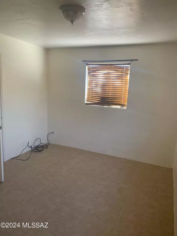 Tucson, AZ 85711,6272 E 28Th Street