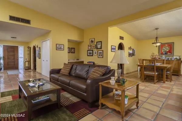 Tucson, AZ 85742,9326 N Gazelle Place