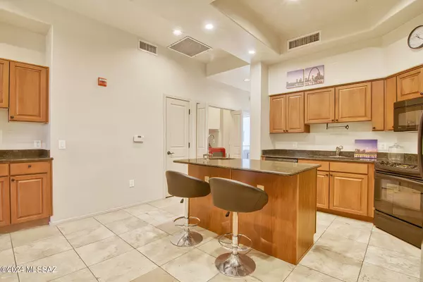 Tucson, AZ 85719,446 N Campbell Avenue #1302