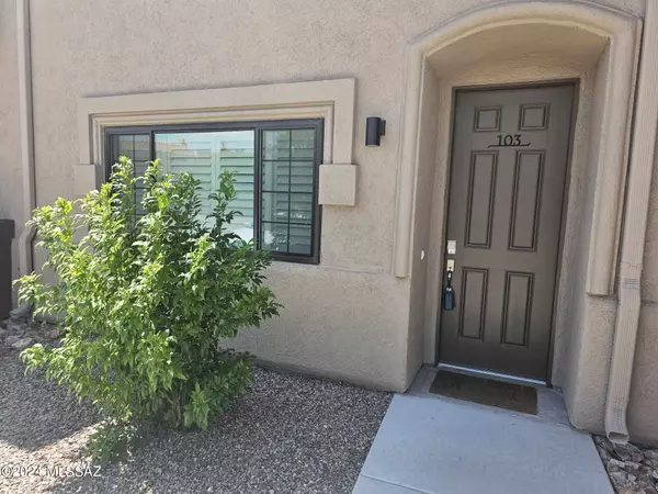 2038 E River Road #103, Tucson, AZ 85718