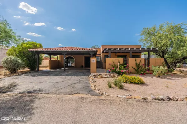 546 S Paseo Bolsillo, Green Valley, AZ 85614