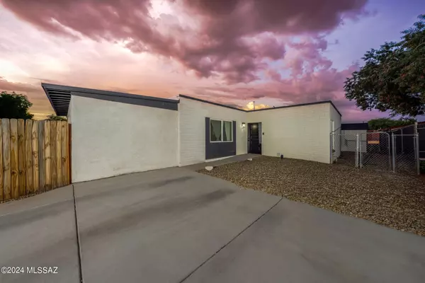 3231 S Birch Avenue, Tucson, AZ 85730