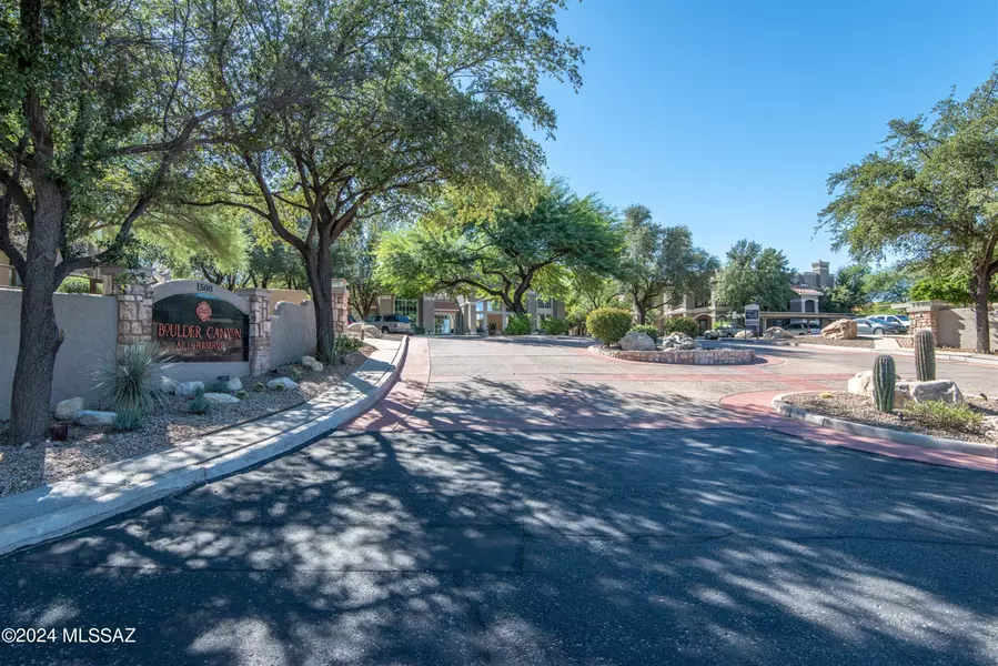 1500 E PUSCH WILDERNESS Drive #10104, Tucson, AZ 85737