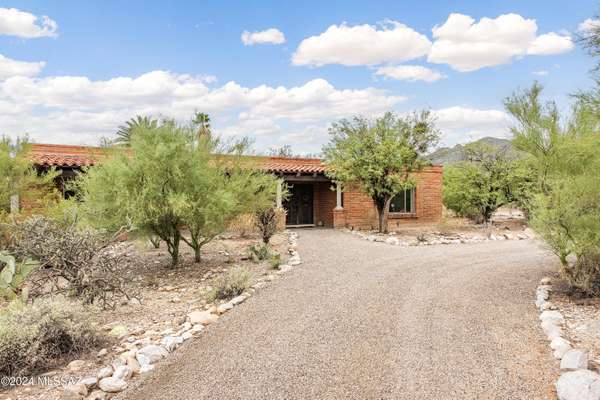 2220 E Miraval Tercero, Tucson, AZ 85718