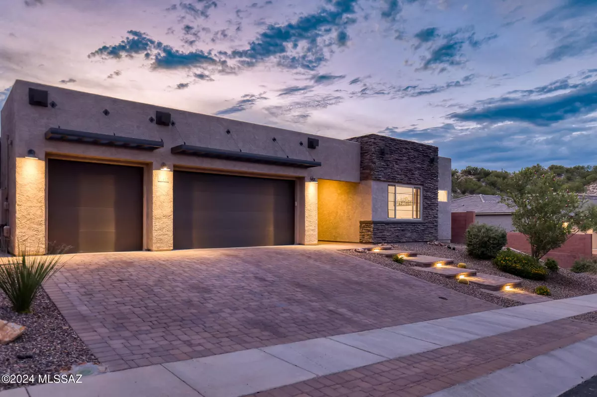 Oro Valley, AZ 85755,13417 N Mariposa Lily Drive