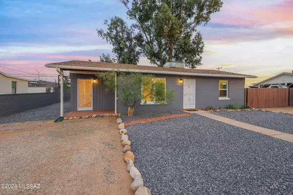 Tucson, AZ 85712,5752 E Helen Street