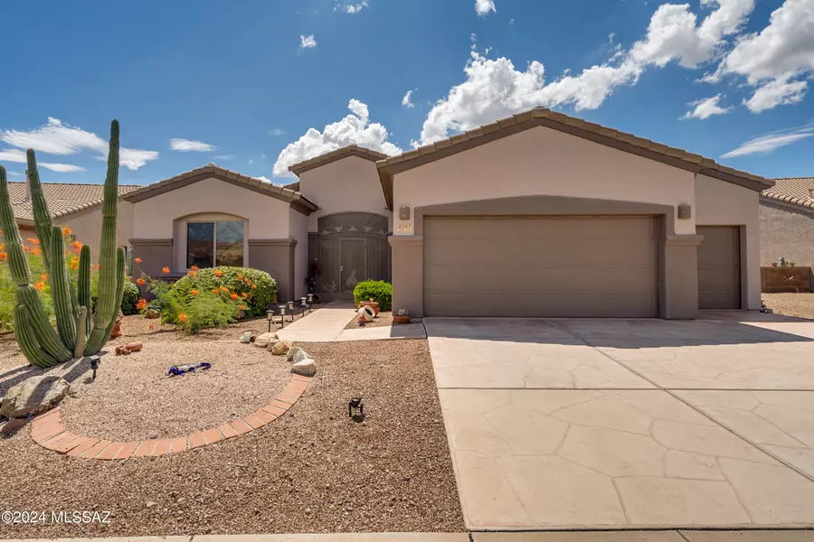 2367 W Calle Cacillo, Green Valley, AZ 85622