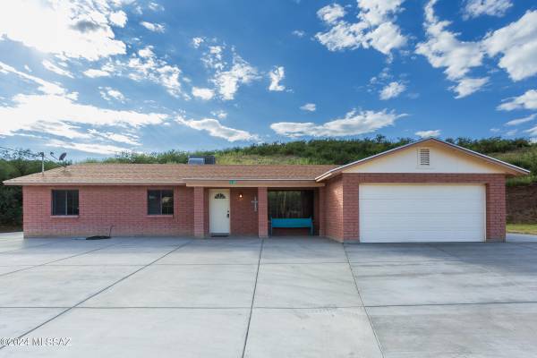 418 Camino Providencia, Rio Rico, AZ 85648