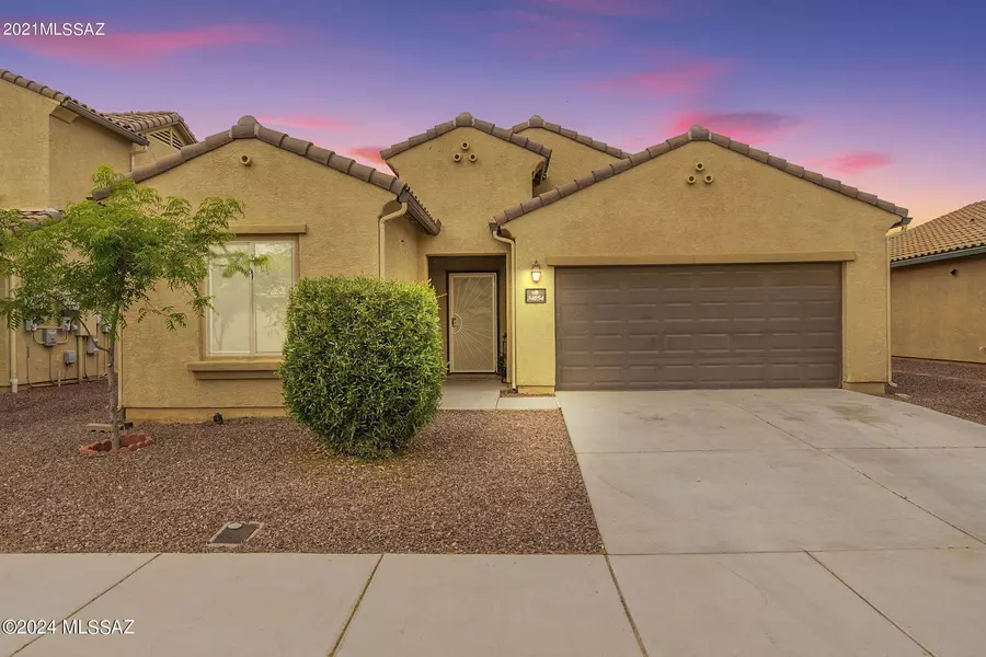 34054 S Garrison Lane, Red Rock, AZ 85145