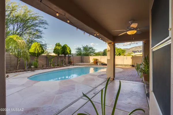 Oro Valley, AZ 85737,1321 E Volans Place