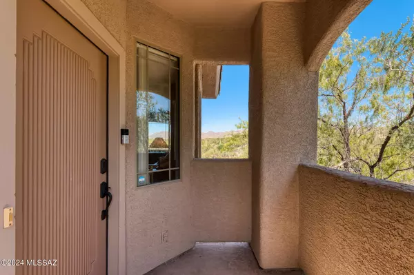 Oro Valley, AZ 85755,755 W Vistoso Highlands Drive #216