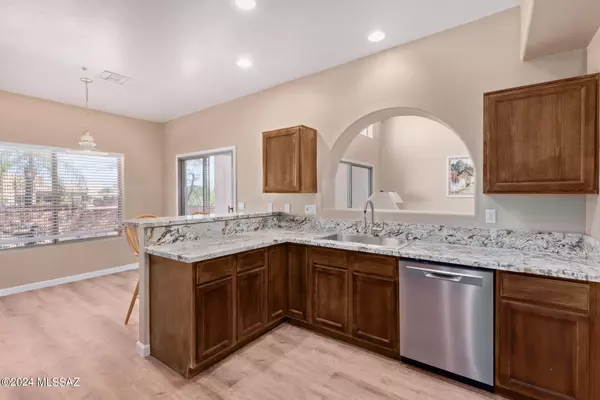 2521 S Pecan Valley Place, Green Valley, AZ 85614