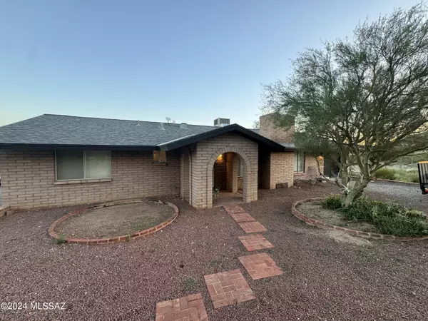 3921 W Alvaro RoadW, Tucson, AZ 85746