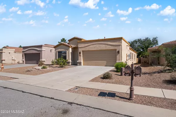 Sahuarita, AZ 85629,192 E Corte Rancho Encanto