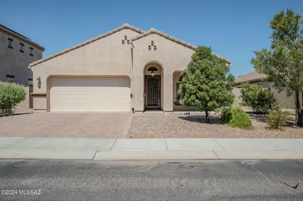 8768 W Saguaro Moon Road, Marana, AZ 85653