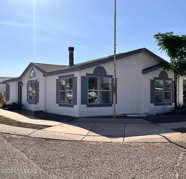 4063 E White Water Drive, Tucson, AZ 85706