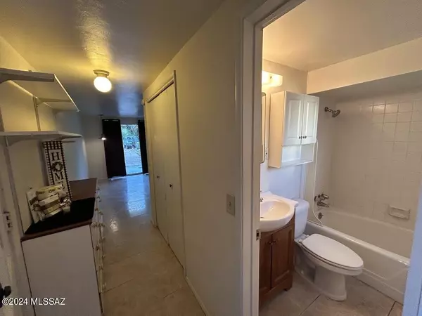 Tucson, AZ 85716,1625 N Camilla Boulevard #5-A