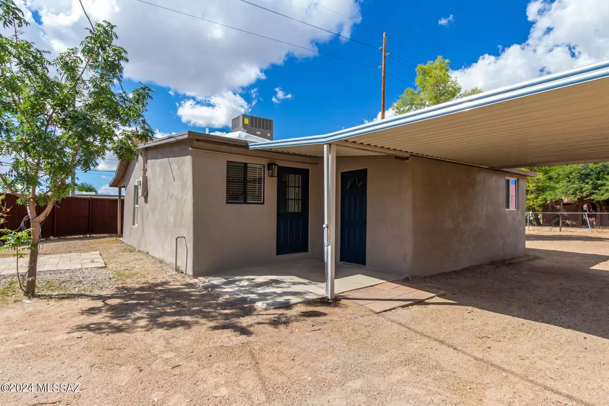 Tucson, AZ 85716,3755 E Glenn Street