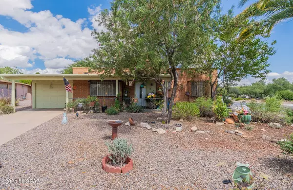 1020 S La Huerta, Green Valley, AZ 85614