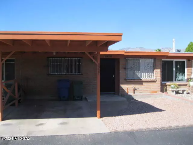 Tucson, AZ 85716,3327 E Farr Place