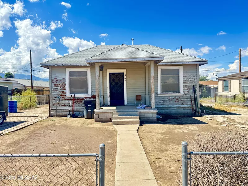 964 S 12th Avenue, Safford, AZ 85546