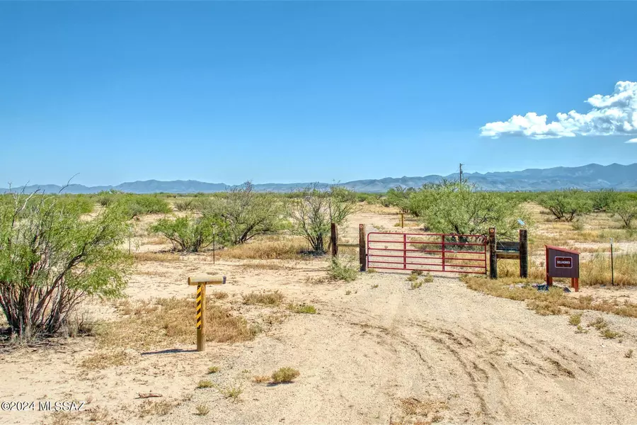 13684 S Tyree Road #0, Pearce, AZ 85625