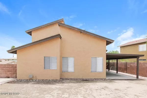 Tucson, AZ 85742,9329 N Monmouth Court