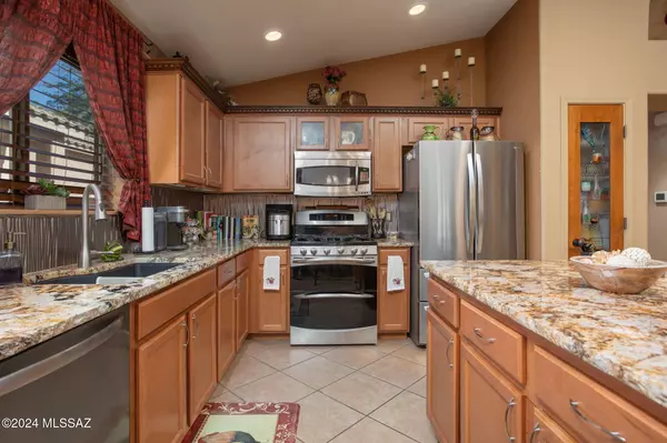 Tucson, AZ 85739,60916 Cantle Court