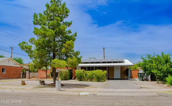 5003 E Julia Street,  Tucson,  AZ 85711