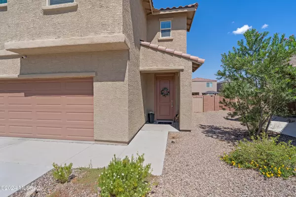 Sahuarita, AZ 85629,855 E Mule Creek Loop