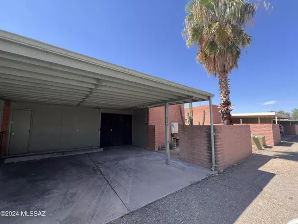 Tucson, AZ 85705,324 W King Road