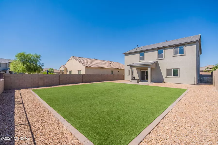 10931 W Claxton Drive, Marana, AZ 85653