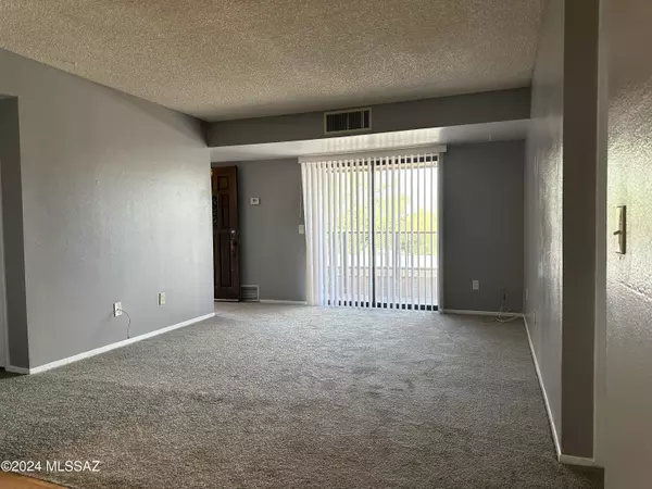 Tucson, AZ 85730,6625 E Golf Links Road #14