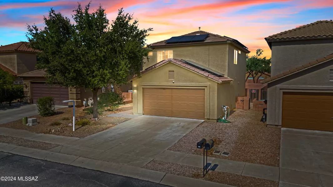 398 W Cedar Chase Drive, Green Valley, AZ 85614