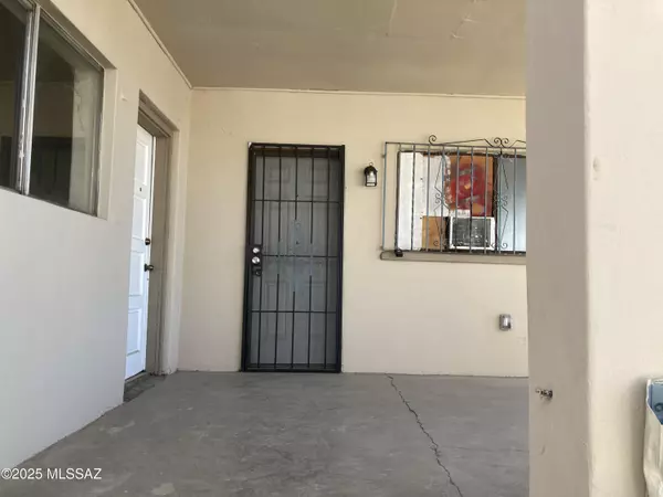 Nogales, AZ 85621,117 E Dumbauld Street