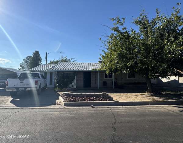 2808 S 12th Avenue,  Safford,  AZ 85546